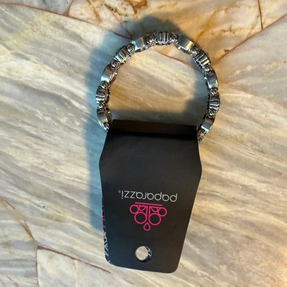 Paparazzi‎ Take A Moment To Reflect Blue Bracelet Stretch Rhinestone Silver Tone